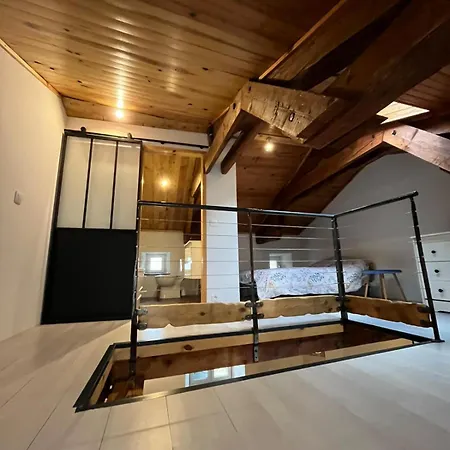 Duplex En Plein Centre *