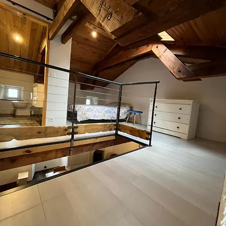 Duplex En Plein Centre * Langogne
